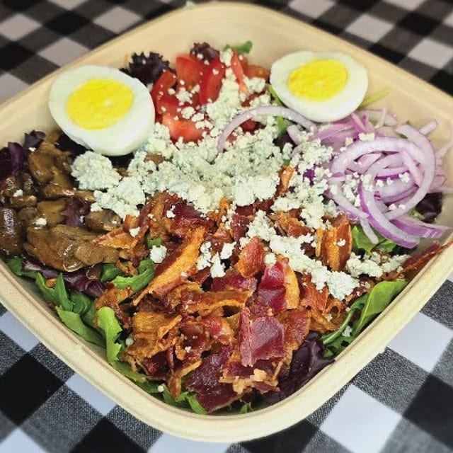 Main St. Salad.